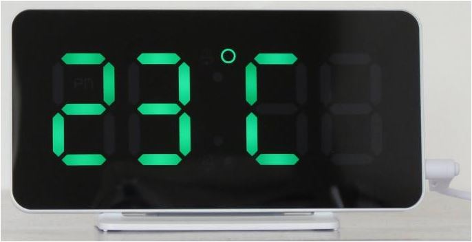 КОСМОС X002/4 Часы настольные дата+температура (зеленый)